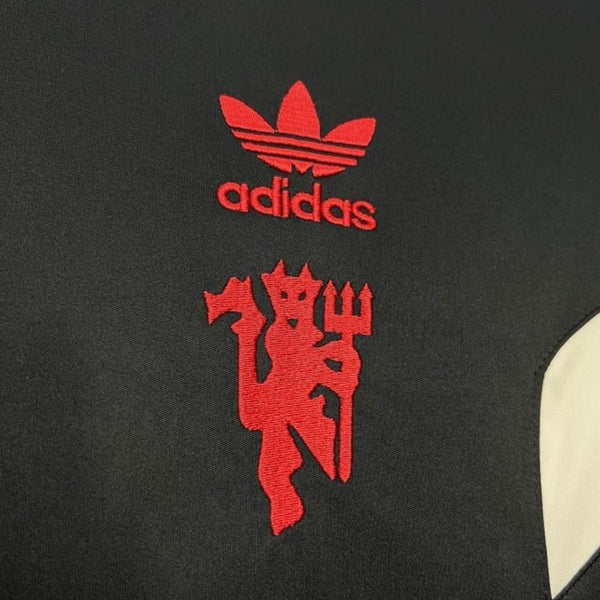 Manchester United Edición Especial 24/25